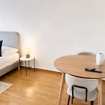 Lovely Studio In The Center - Crown 44