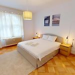 Central 2Br Apartment Zurich District 6 - Near City Centre