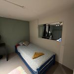 Grosses Apartment Fuer 12 Mit Aussenbereich In Zuerich