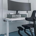 Modern Zurich Apt With Balcony View & Workspace