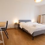 Simple & Comfy Apartment In Zuerich