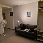 Romantic Apartment With Free Parking In Zurich