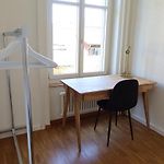 Charming Flat In The Heart Of Zuerich Old City