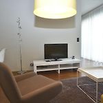 1Br - Modern, Stylish, Centrally Located - Baron 26