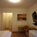 Apartments Swiss Star Sihlfeld