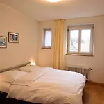 1Br Near Lake - Joy St3 R