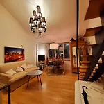 Riverside Maisonette Paradeplatz