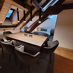 Le Bijou Lintheschergasse / Hb Apartment *