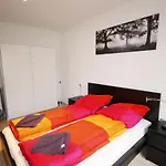 Hitrental Stauffacher Apartment *