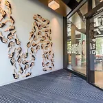 Meininger Hotel Zuerich Greencity