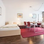 Ema House Serviced Apartments, Seefeld Apartment *