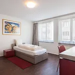 Ema House Serviced Apartments, Seefeld Apartment