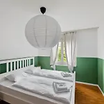 Spacious In The Heart Of Zltwg68 Apartment