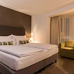 Platzhirsch Zuerich - Downtown Boutique Hotel & Sushi Lounge