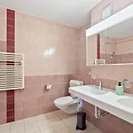 Spacious Hoting Apartment Zurich