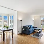 Spacious Hoting Apartment