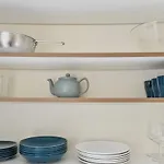 Central Apartment For City Explorers 224