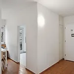 Spacious In The Heart Of Zltwg68 Apartment