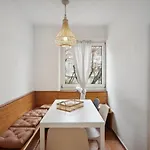 Apartment Spacious In The Heart Of Zltwg68 *