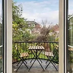 Centrally Located House With Garden Holiday home Zurich