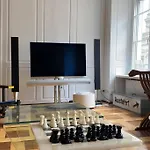 Bright Designer Flat In The Heart Of Zurich