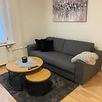 Gemuetliche Wohnung An Bester Lage Im Kreis 4