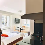 Cozy Studio Apartment Unit 12 In Center Of Zurich