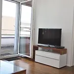 Stylish 1br Near And Opera - Flower 52 Apartment *