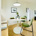 Modern With Air Condition & Balcony *
