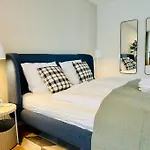 Modern With Air Condition & Balcony Apartment Zurich