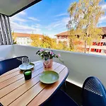 Modern With Air Condition & Balcony *