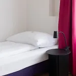 Hotel Fred Hauptbahnhof - Self Check-in