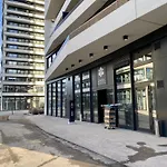 Glad Spot: Zurich - Central - Design - Netflix