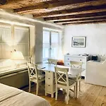 Historisches Chalet Im Herzen Von Zuerich