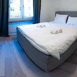Urban Oasis With Queen Bed And View Be-13 Apartment