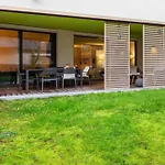 Luxus Mit Garten Apartment *