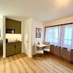 Heart Of Zurich Modern Studio Hg14