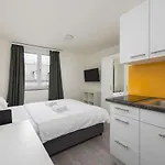 Apartment Downtown Deluxe With Queen Bed Be-55 Zurich