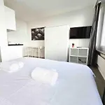 Downtown Deluxe With Queen Bed Be-25 Zurich