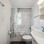 Apartment Comfortable In Oerlikon 20 Minutes Away From Airport *