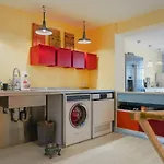 Stylish Garden-gem By Lake: Pet-friendly & Apartment *