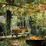 Stylish Garden-gem By Lake: Pet-friendly & *