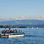 Stylish Garden-gem By Lake: Pet-friendly & Zurich