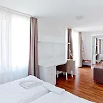 Apartment Premium By Livingdowntown