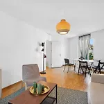 Apartment Spacious Hoting *