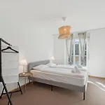 Apartment Spacious Hoting Zurich