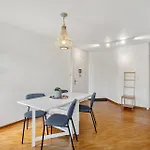 Apartment Spacious Hoting Zurich