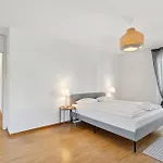 Spacious Hoting Zurich