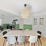 Holiday home Centrally Located House With Garden *