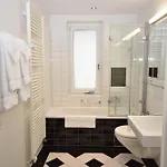 Apartment Stylish 2br Near - Flower 3 Zurich
